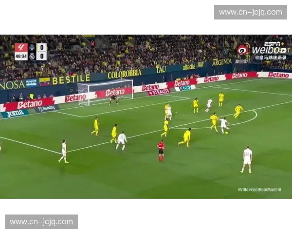 法国队演练三中卫体系定位球防守，姆巴佩担任反击第一接应点